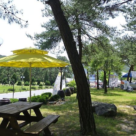 Lake Hills Hotel Songnisan Boeun エクステリア 写真