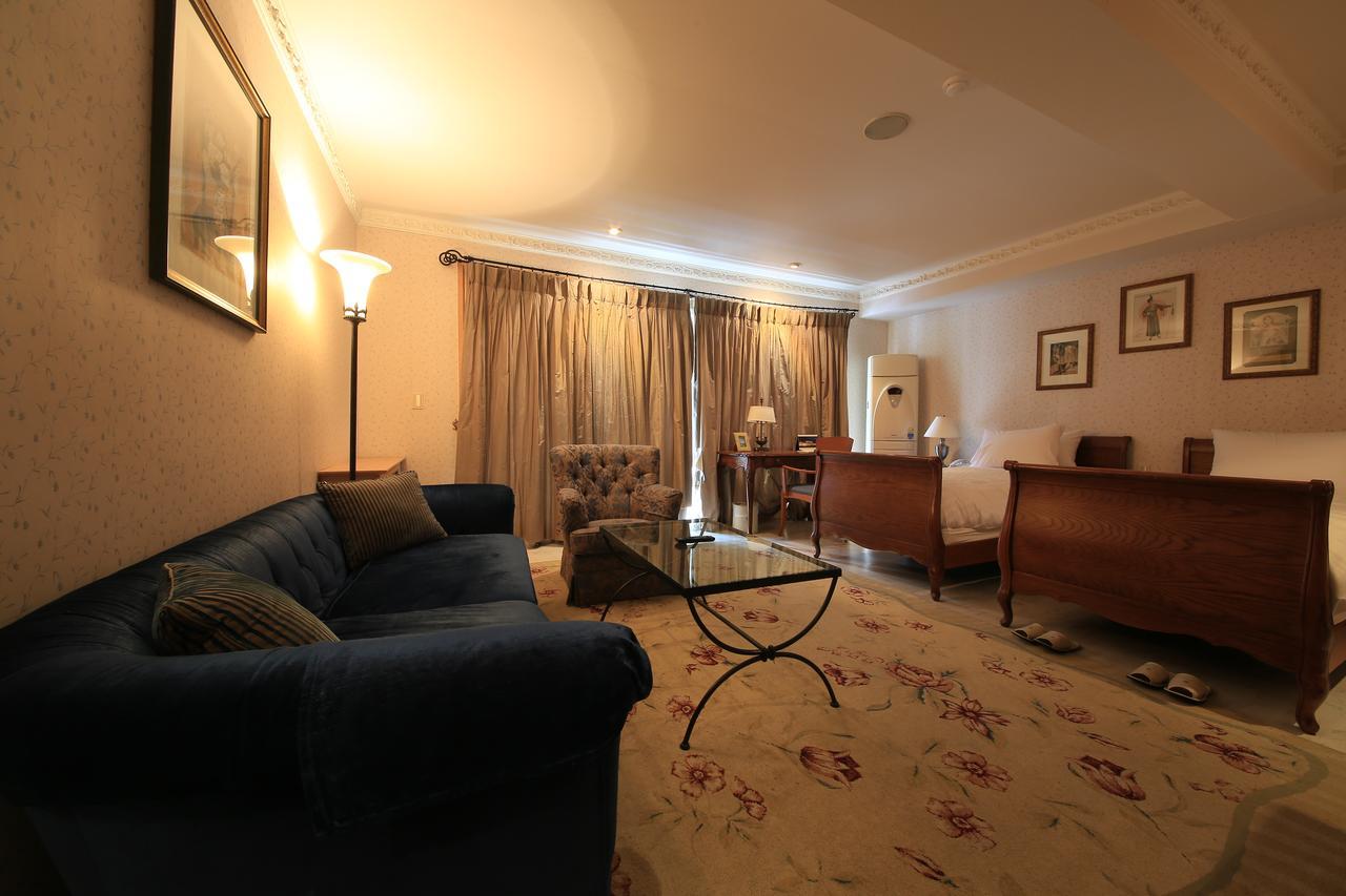 Lake Hills Hotel Songnisan Boeun エクステリア 写真