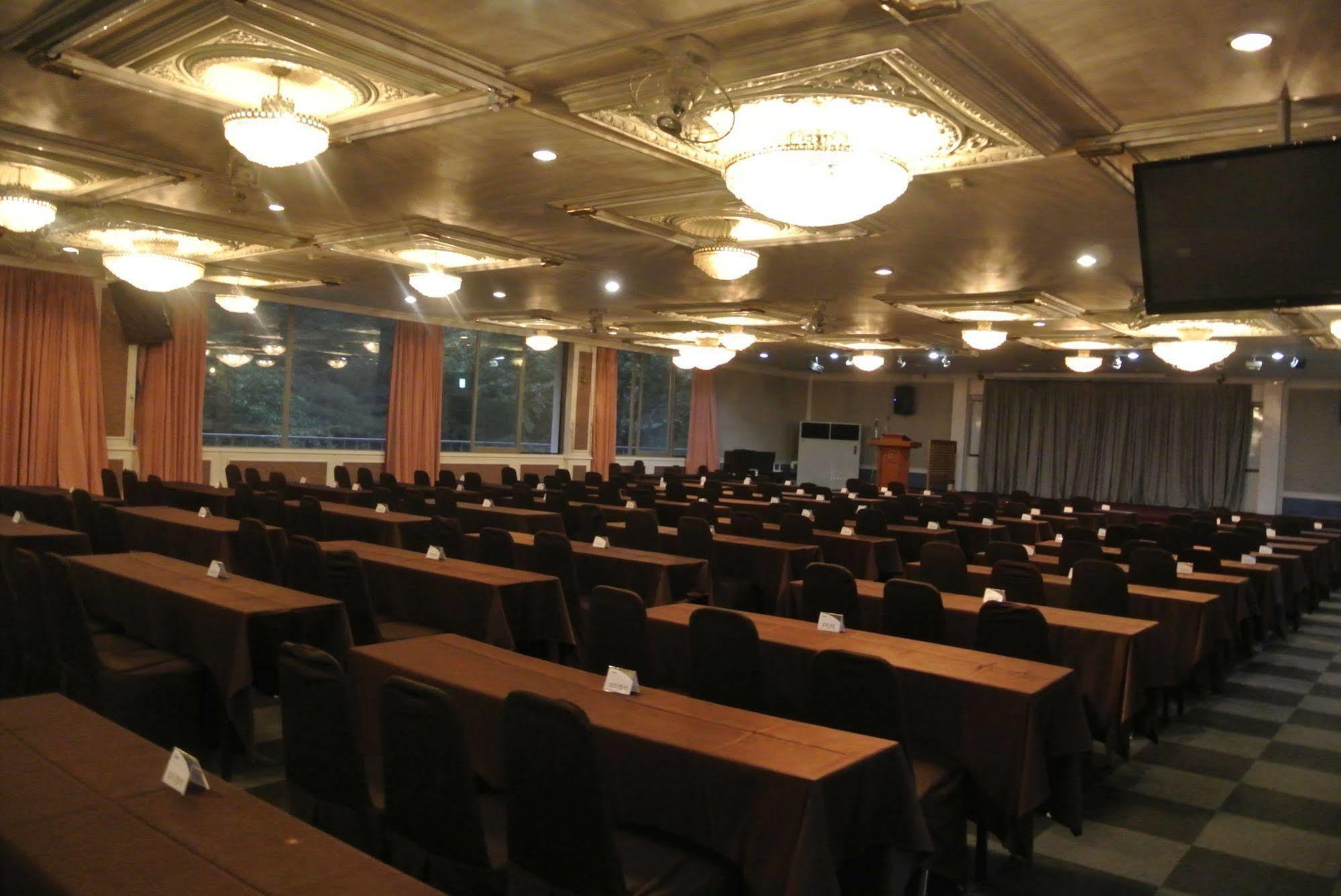 Lake Hills Hotel Songnisan Boeun エクステリア 写真