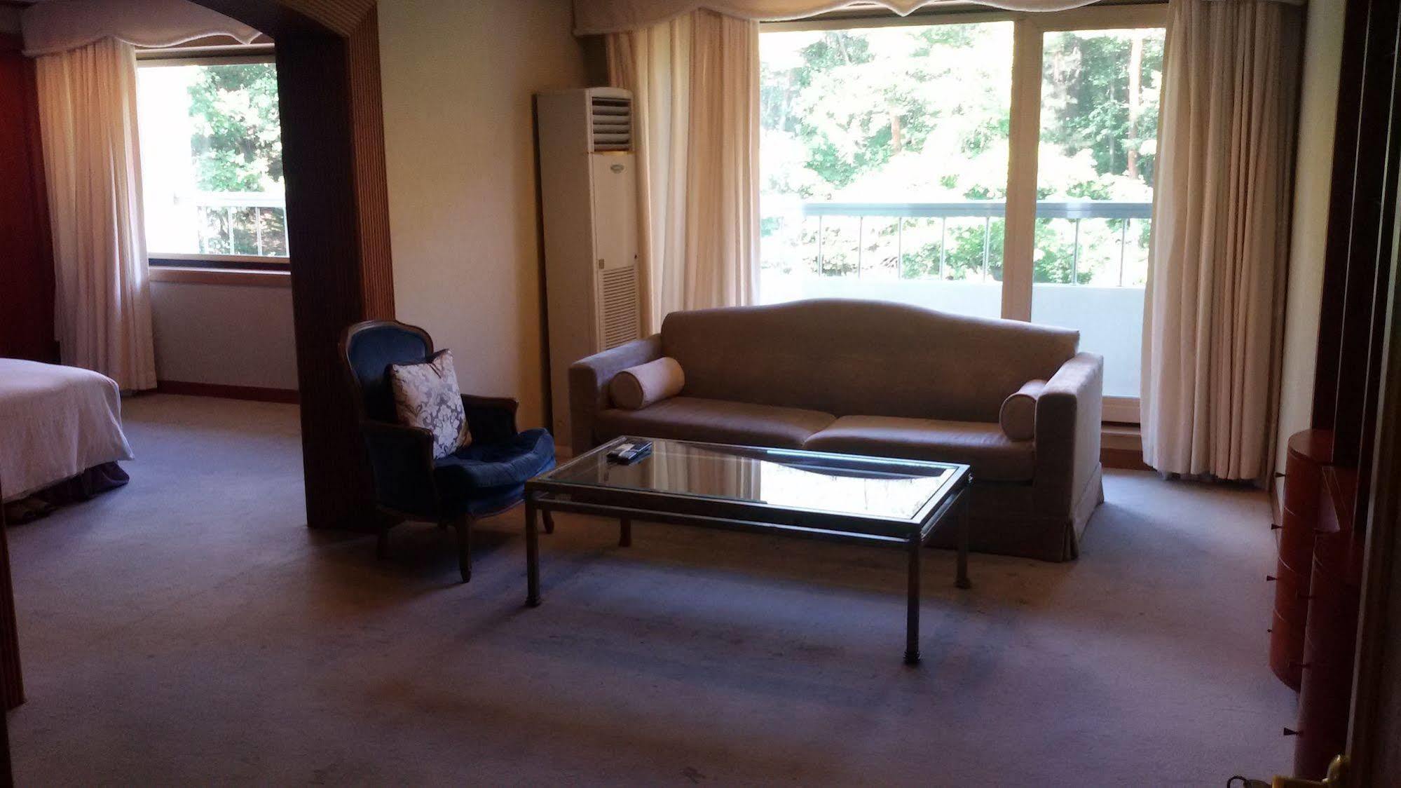 Lake Hills Hotel Songnisan Boeun エクステリア 写真